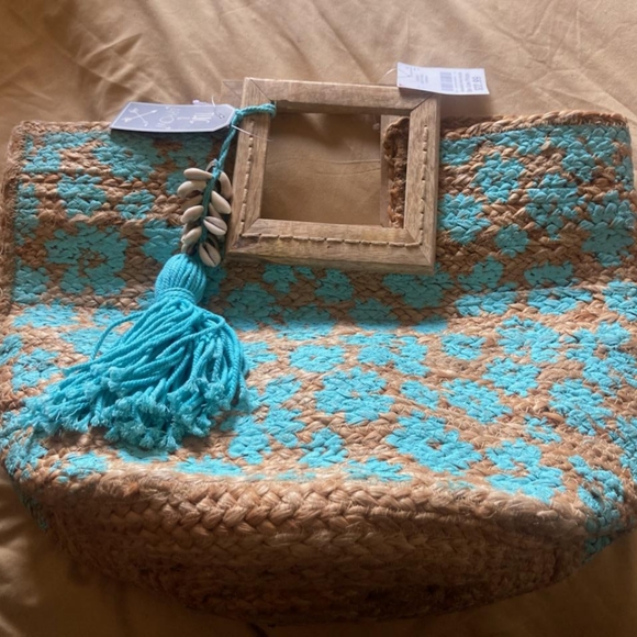 Twig and Arrow Beach Purse - Picture 3 of 4